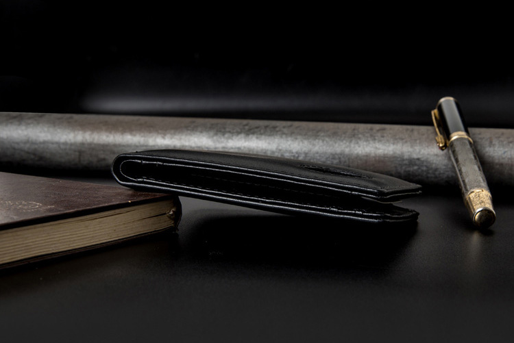 Premium RFID Blocking Leather Wallet for AirTag - Image 7